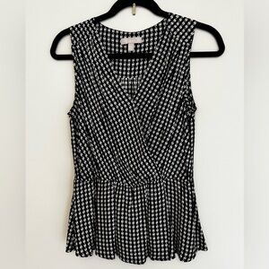 Chelsea28 Black and White Patterned Sleeveless Top
